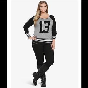 Torrid #13 Pullover Sweater Size 1